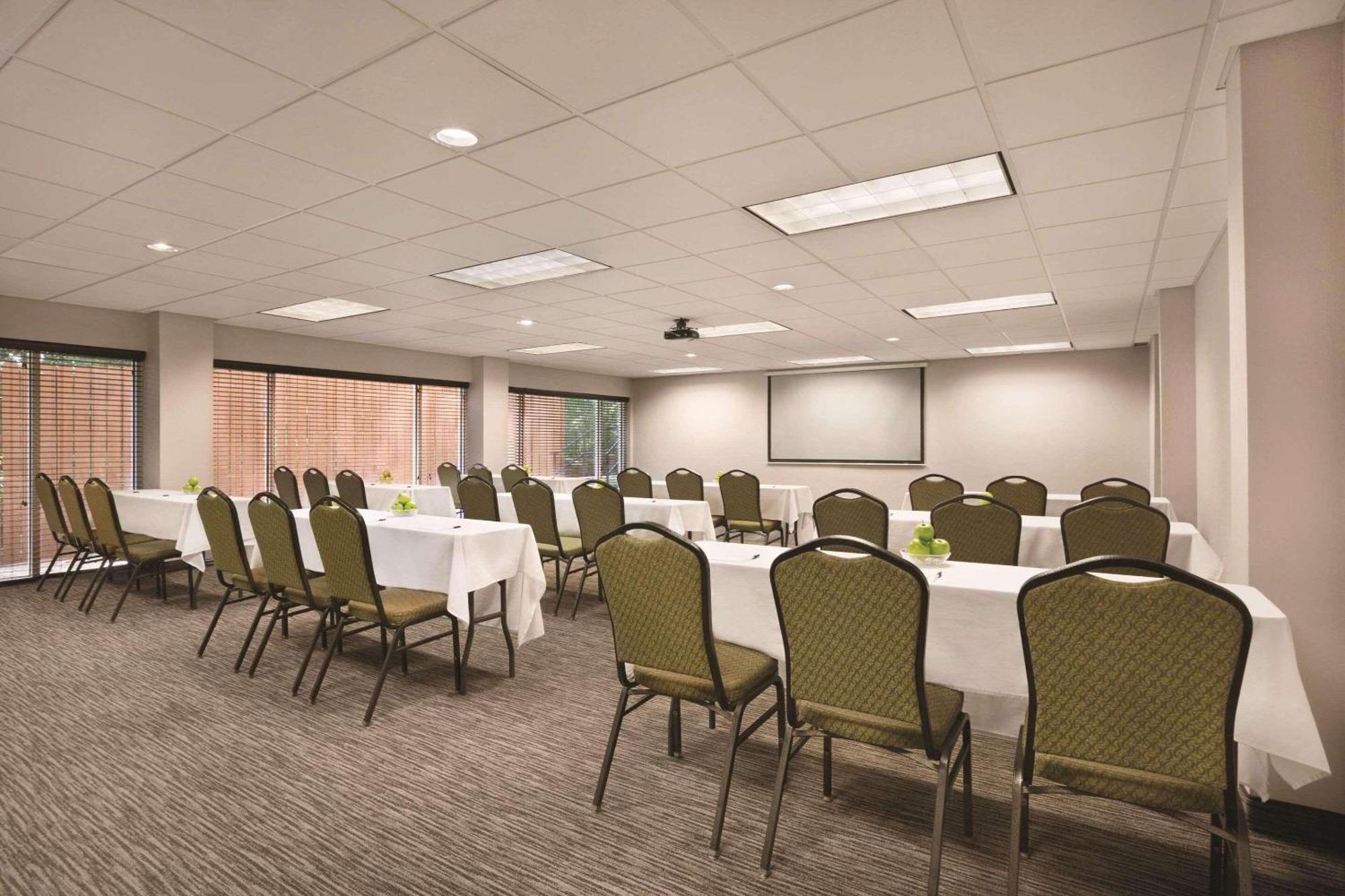 Country Inn & Suites By Radisson, Newnan, Ga Exterior photo